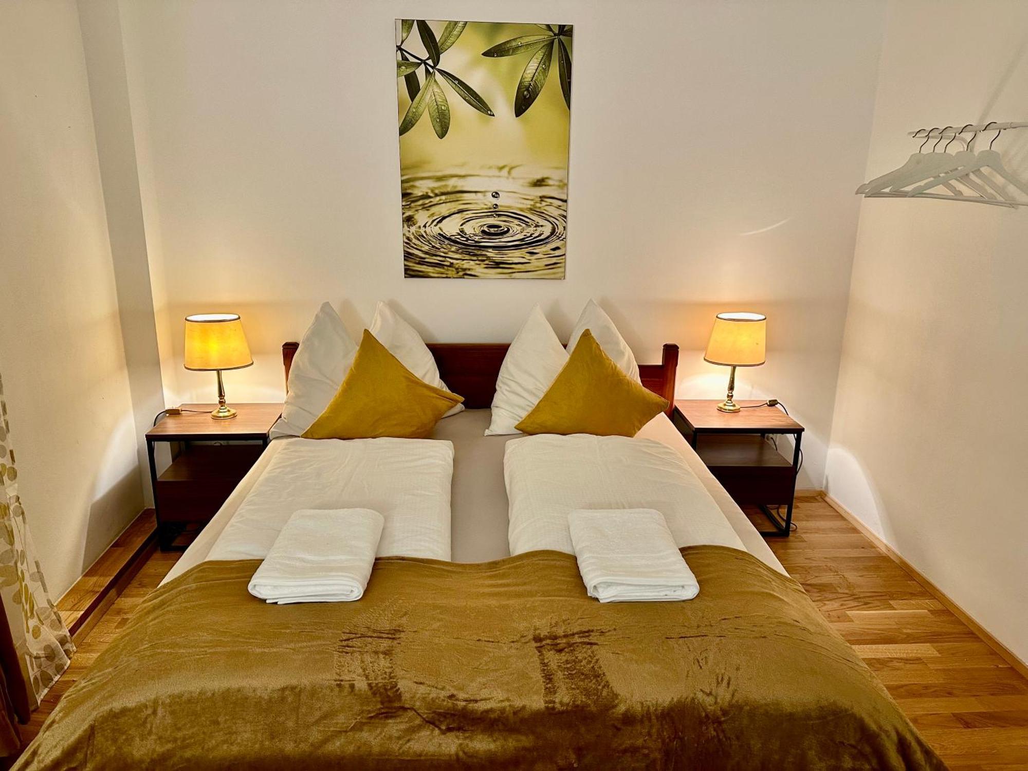 Holiday home The Peaceful Garden Family With Free Parking *
