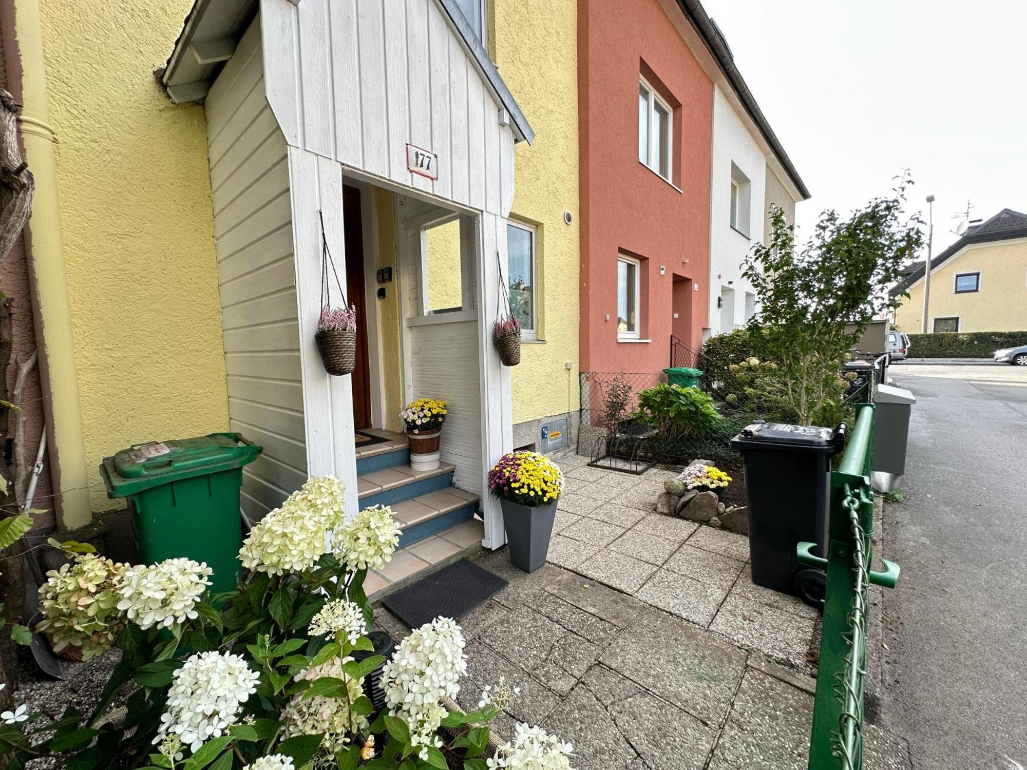The Peaceful Garden Family With Free Parking Ferienhaus